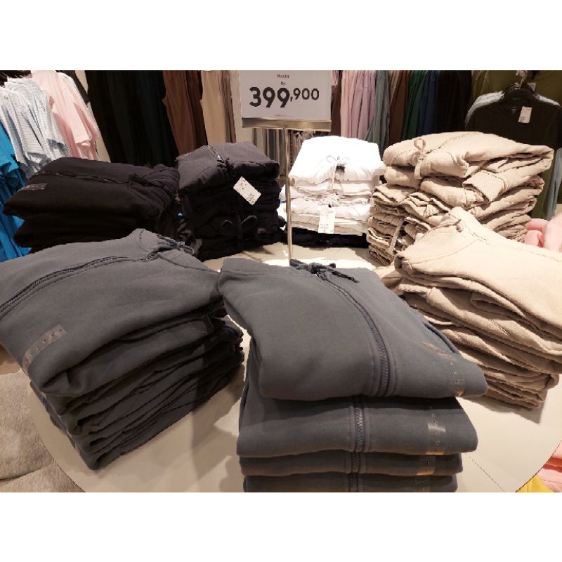 H&M hoodie zipper