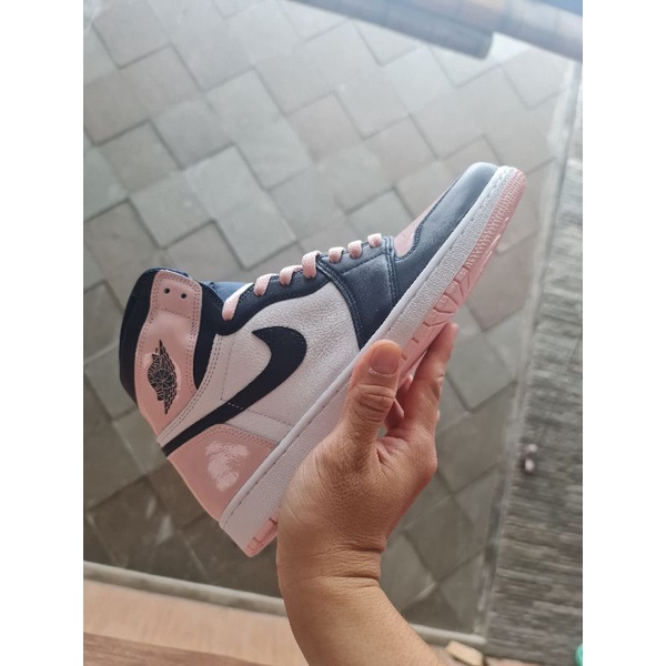 BNIB Nike Air Jordan 1 High Atmosphere Original Size Rare