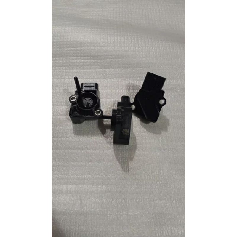 Sensor tps suzuki gsx 150 satria fu f1 original sensor gas gsx satria