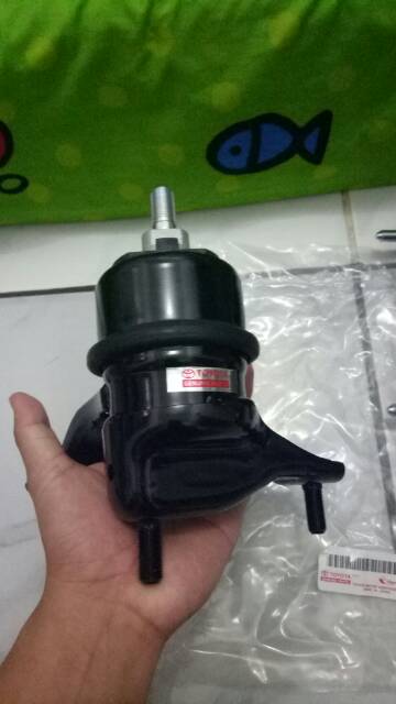 Engine mounting set toyota camry matic 2.4cc tahun 2003-2006 original