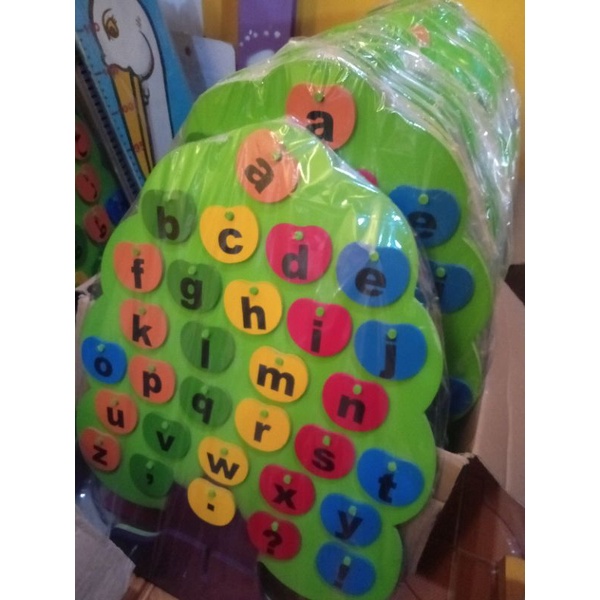 mainan edukasi pohon huruf