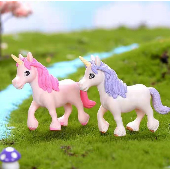 Cake Topper Figure Hiasan Kue Karakter Motif Unicorn Bersayap /Pcs