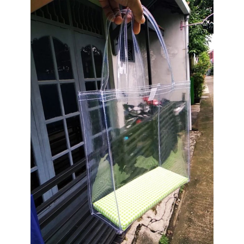 

20x20x10 + ALAS beli satuan boleh banget! tas mika polos murah! tas parcel polos! tas parcel lebaran!
