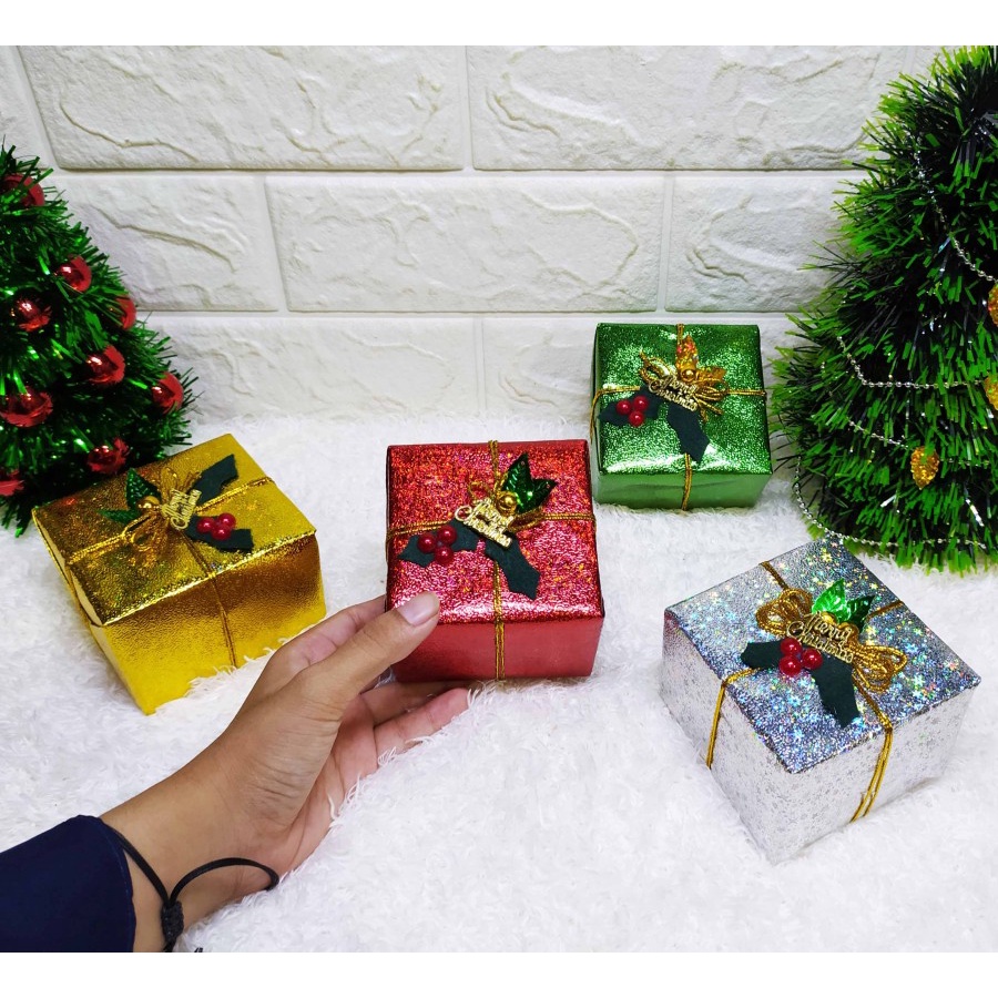 Miniatur Kado Natal MEDIUM - Kotak Kado Hiasan Pohon Natal