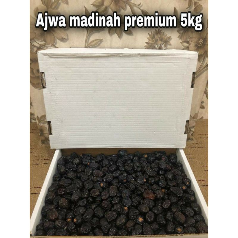 

Kurma Ajwa Madinah Premium
