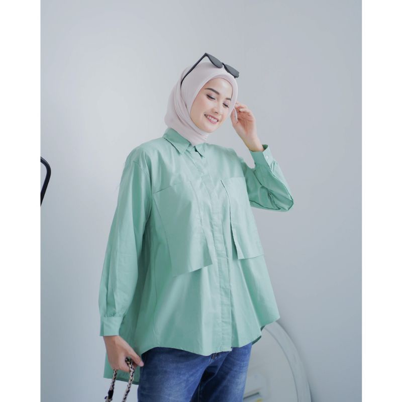 Kemeja Lengan Pendek Jacklyn Offwhite