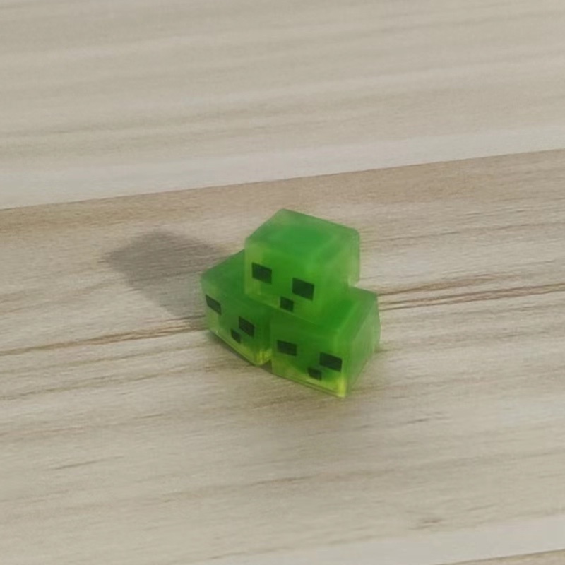 Mainan Action Figure Game Minecraft Slime Mini Bentuk Kotak Untuk Anak