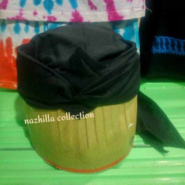 Blangkon lipat / iket sunan kalijaga