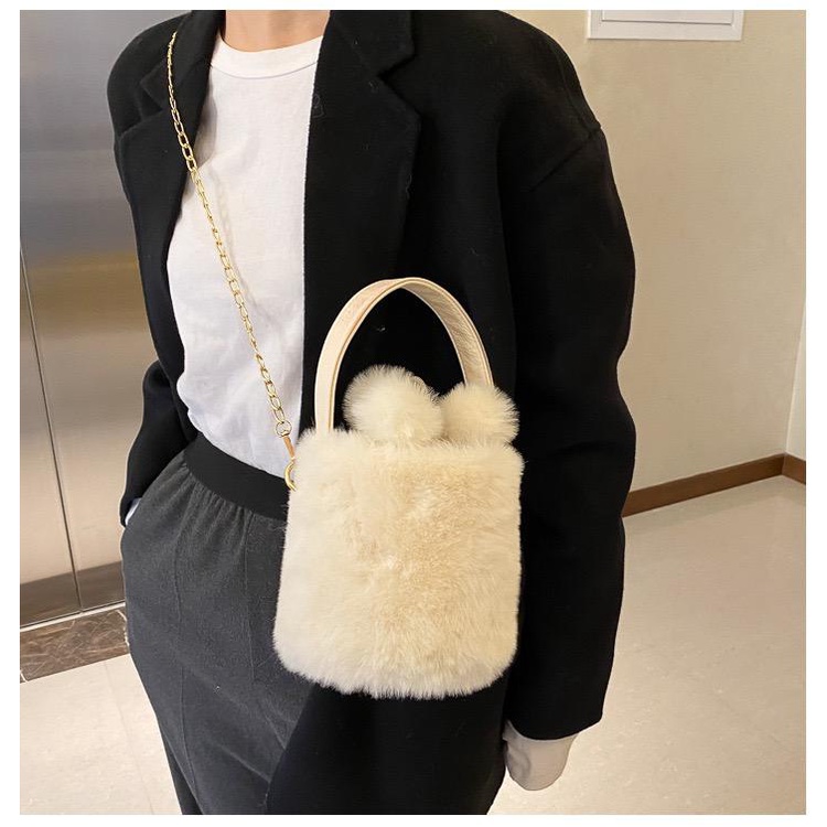 [littlecrab]Tas Wanita Bulu Model Ember Pom Pom Lembut Tas Lucu Cute Bucket Fluffy Bag Tas Selempang Tas Bahu Tas Unik Korean Style