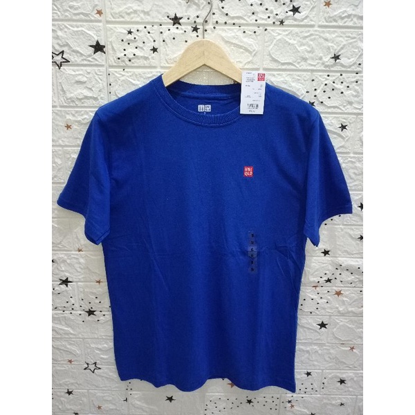 T-shirt UNIQLO cowok/cwek logo bordir