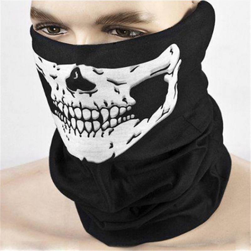 Masker motor pria motif tengkorak