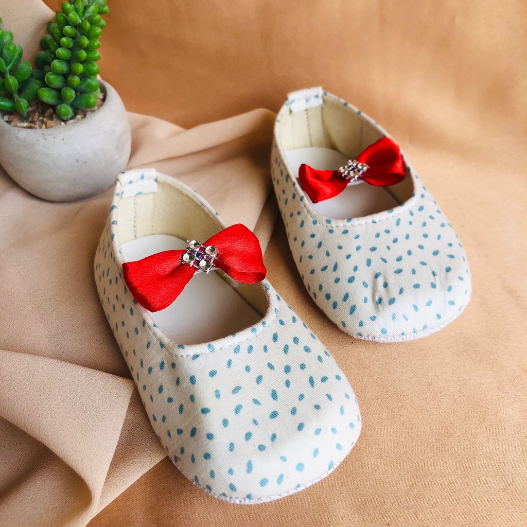 Sepatu PRE PITA Prewalker Bayi Perempuan Umur 0 Bulan - 12 Bulan Model Slip on Pita Baby Girl Lucu Murah PRE BINTIK PITA