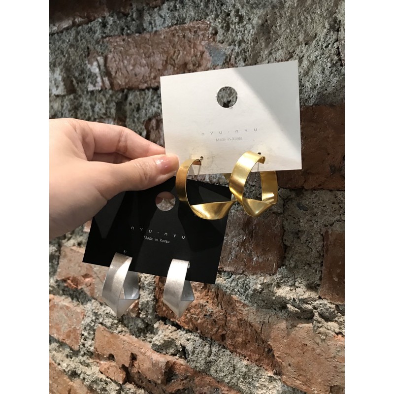 NYUNYU KOREA - Anting NYUNYU