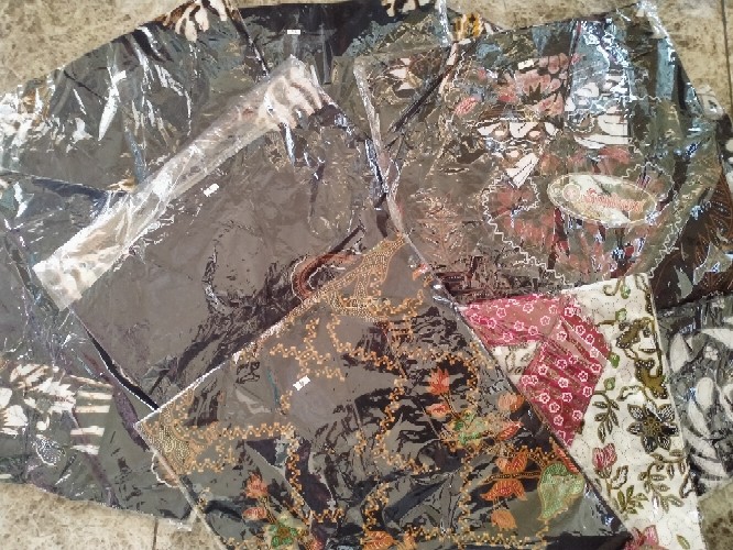 Kemeja Batik Pekalongan