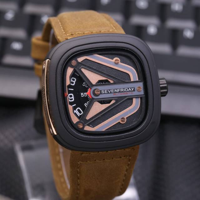 Jam tangan Seven Friday