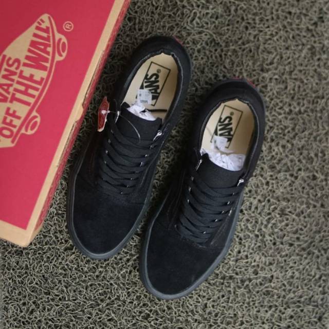 SEPATU VANS OLDSKOOL ALL BLACK FULL HITAM WAFFLE DT