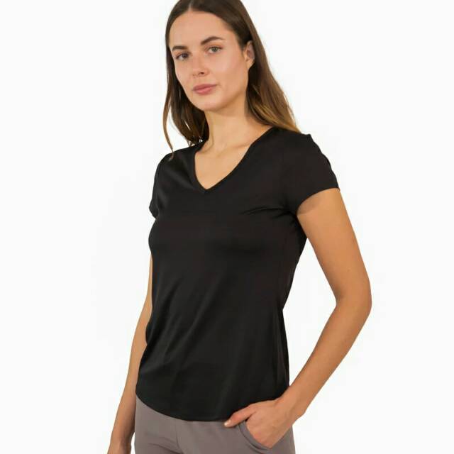 90 DEGREE BY REFLEX Short V-Neck Top - Kaos Olahraga Wanita Branded