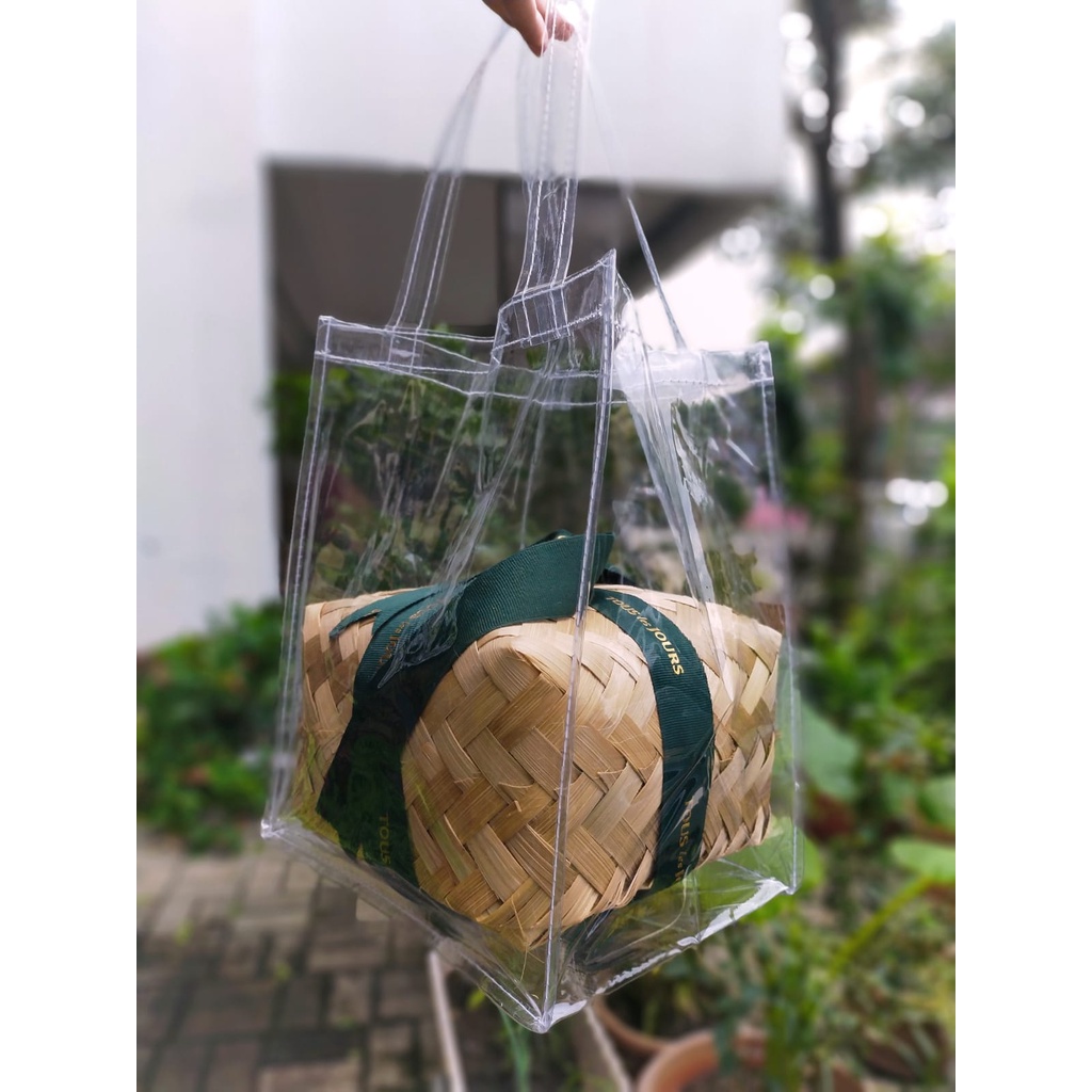 

Tas mika polos 20x20,Goodiebag Kotak Nasi Besek 0.20 Tas transparant ,DUS18 / 20X20 Box Kue TAS KUE
