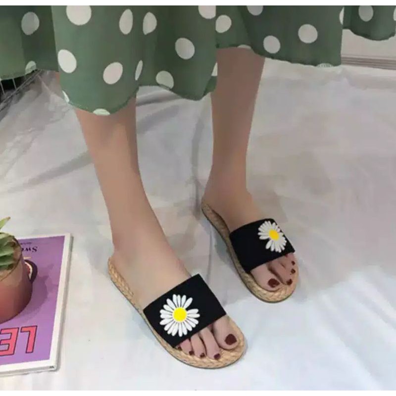 Home-SONIA Sandal Etnik Suede Selop Bunga Lily Sp639