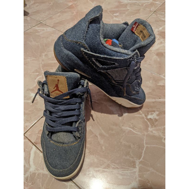 Nike Air Jordan 4 Retro Denim size 41