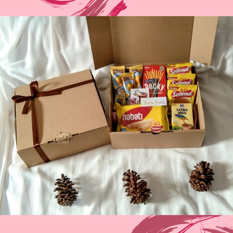 

Snack Box / Hampers Snack / Giftbox