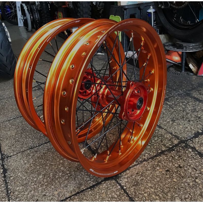 VELG SET SUPERMOTO KAWASAKI KLX 150 RING SCARLET ORANGE 17 TROMOL SCARLET CNC ORANGE