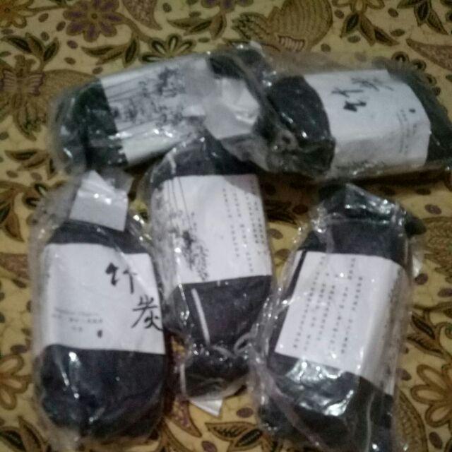 Kantong Arang Bambu Karbonaktif Untuk Penghilang Bau Ruangan (100gr)