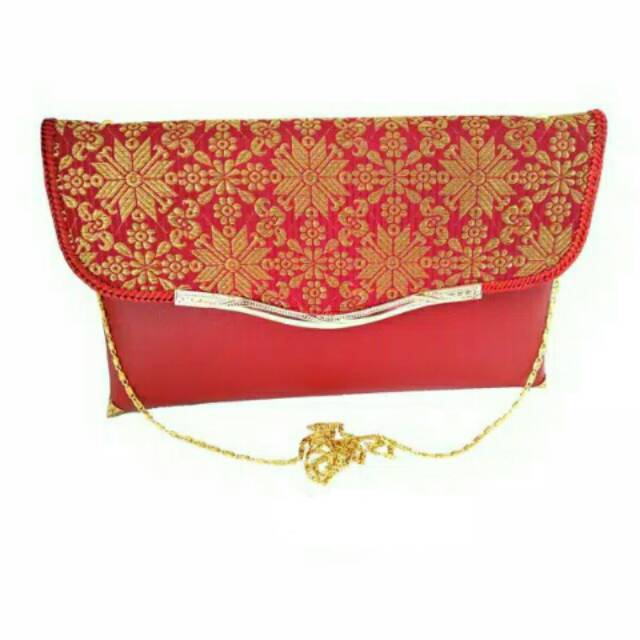 Dompet cewek model clutch behel merah