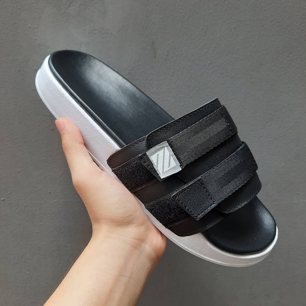 Art Seven Black | Sandal EVA Ringan Slop Santai Simple Pria Men Sendal Footwear | FORIND x Wearzada