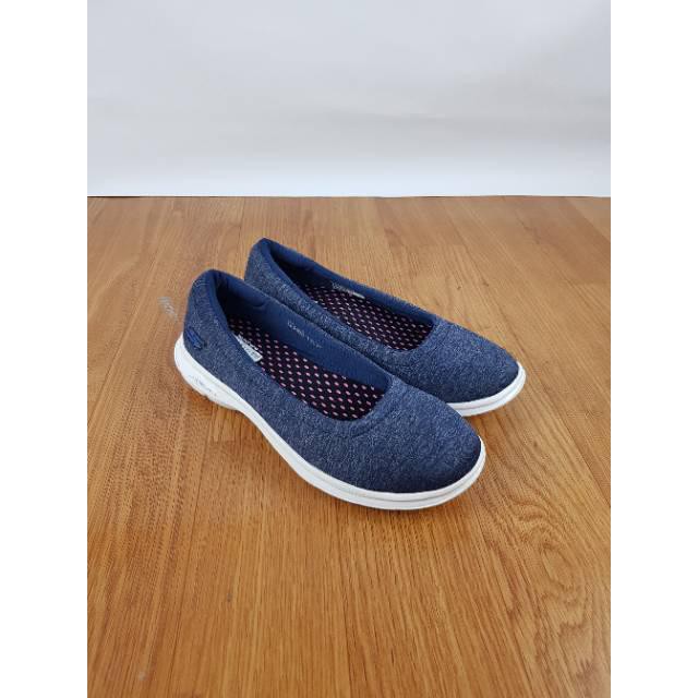 Sepatu Skechers Grosir Reseller gostep canvas Murah