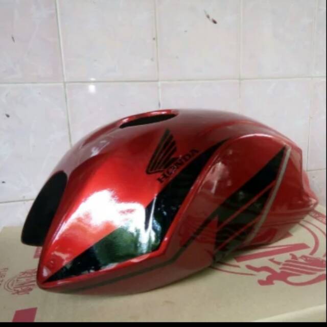 Kondom tangki Honda Megapro primus 2008