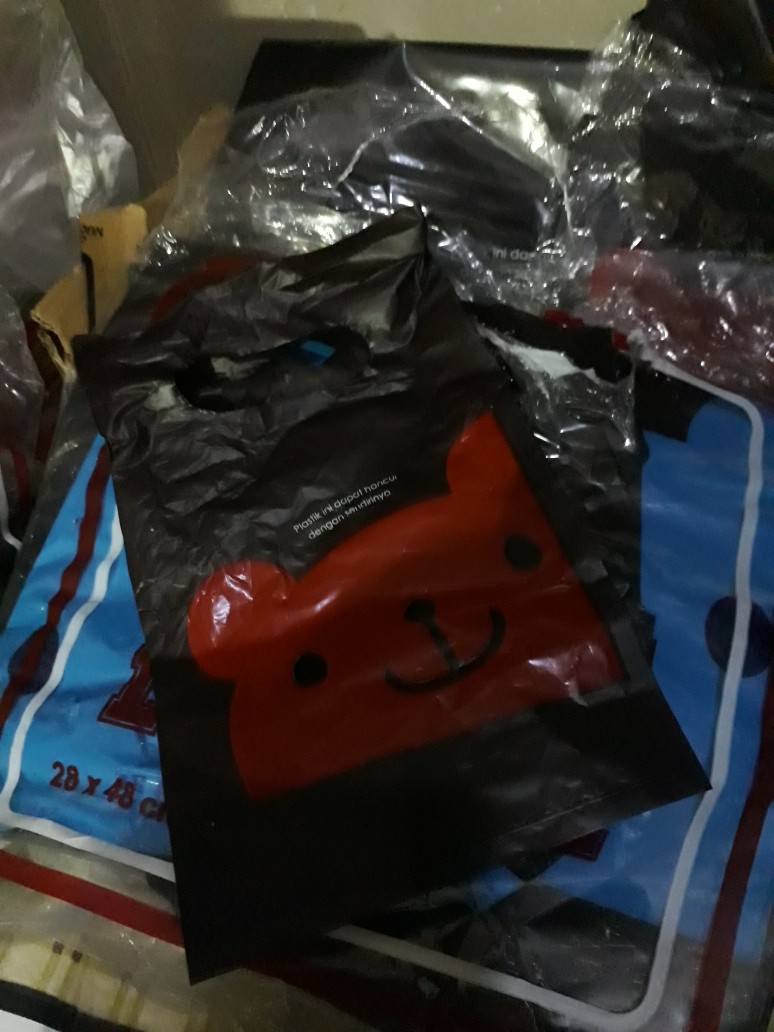 Kantong Plastik / Kresek Teddy Bear 28x48 Cm