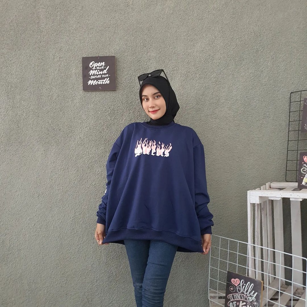 STREETS 2XL SWEATER OVERSIZE OBLONG CREWNECK WANITA