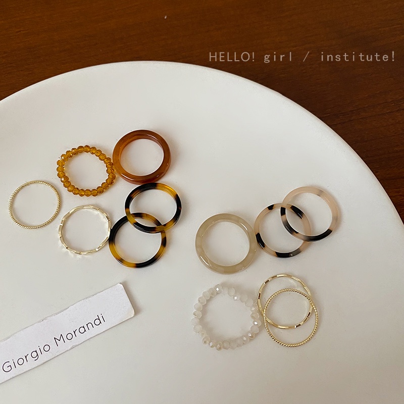 6pcs / Set Cincin Manik-Manik Resin Warna Emas Untuk Wanita