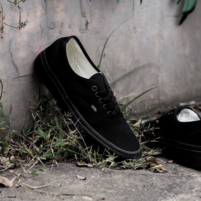 [SALE] AUTHENTIC CLASSIC BLACK BLACK ORIGINAL 100%