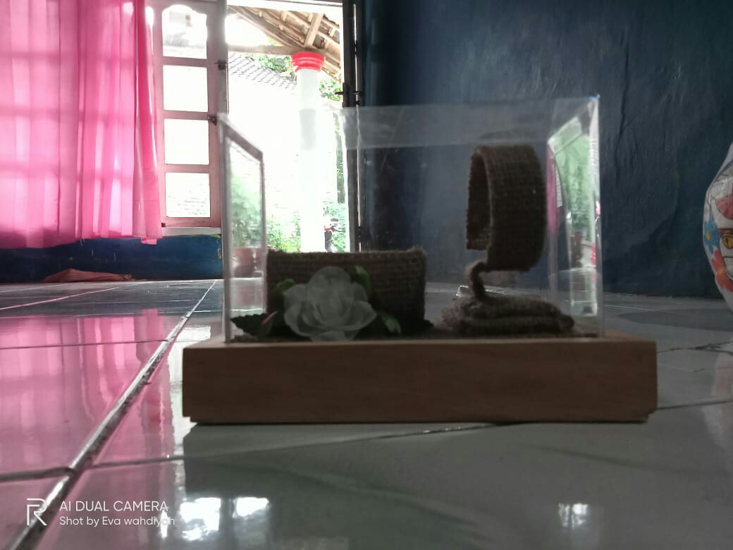 Kayu Cincin Gelang Tutup Mika Untuk Seserahan Pernikahan