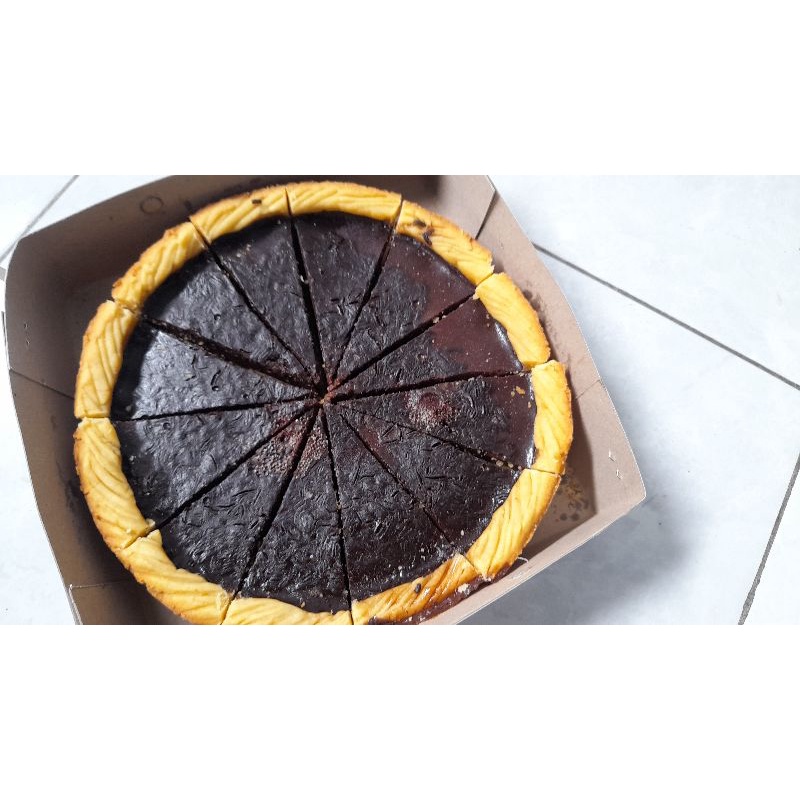 

pie coklat potong tanpa topping