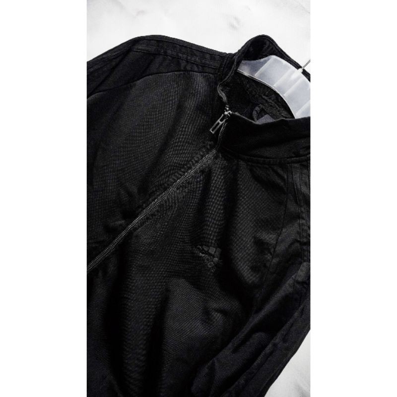 Jaket track top adidas second jaket tracktop adidas bekas jaket second jaket bekas adidas original