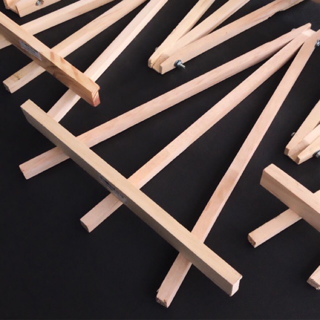 

BALIARTEMEDIA Wooden Triangle Easel / Easel Kayu Segitiga