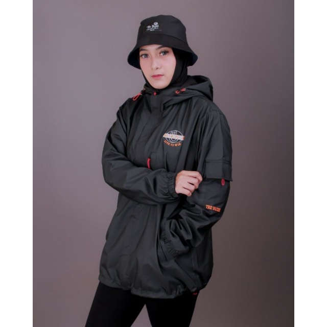 Jaket Gunung Anti Air - Jaket Pria Outdoor Waterproof