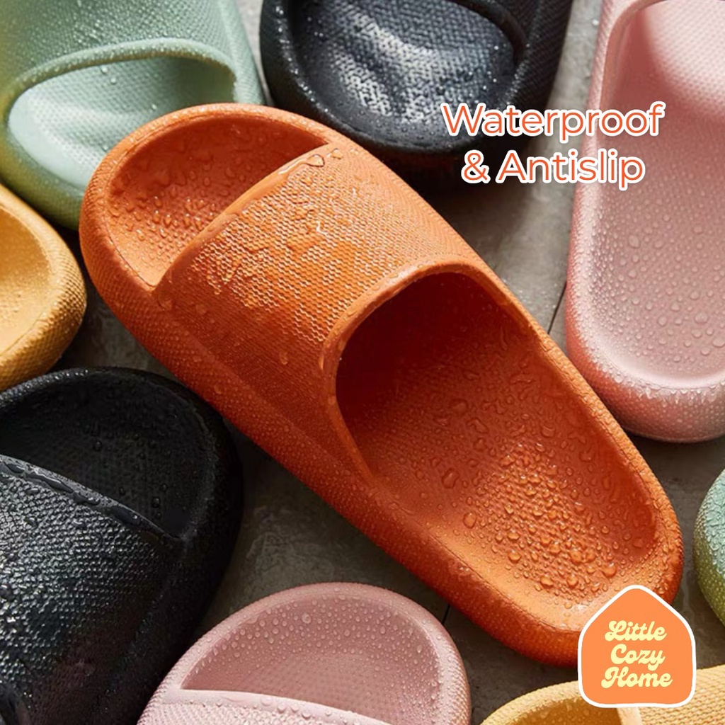 Cushy Rubber Sandal / Sandal Rumah Berkualitas / Sandal Rumah Kamar Mandi Bahan Karet EVA Empuk Anti Slip / Wanita Pria Couple Slide Yeezy Tebal Kualitas Import