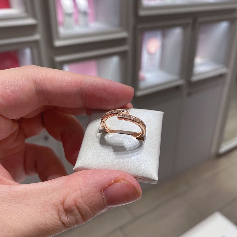 Pandora Cincin 925 Silver Rose Gold 18K Hias Berlian Imitasi Untuk Wanita