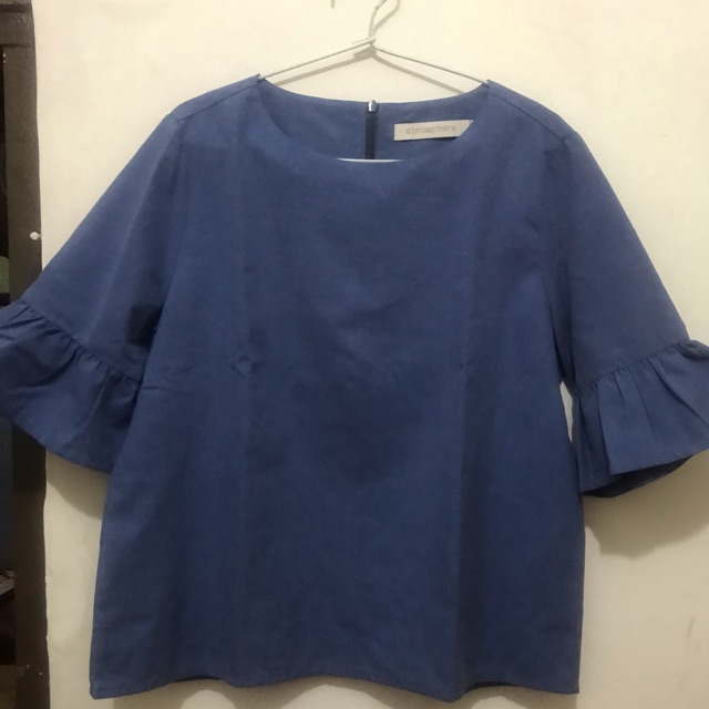 Blouse preloved atmosphere
