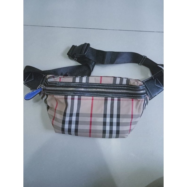 wb Burberry
