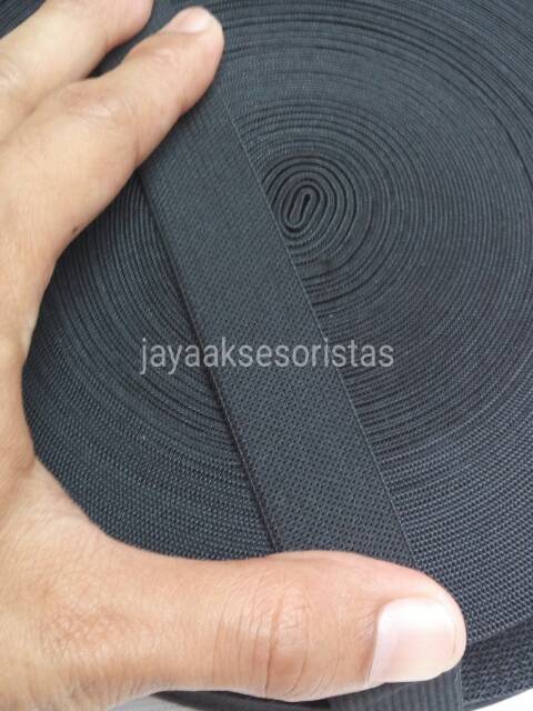 Tali webbing elastis/karet 2.5 cm hitam GWEL25