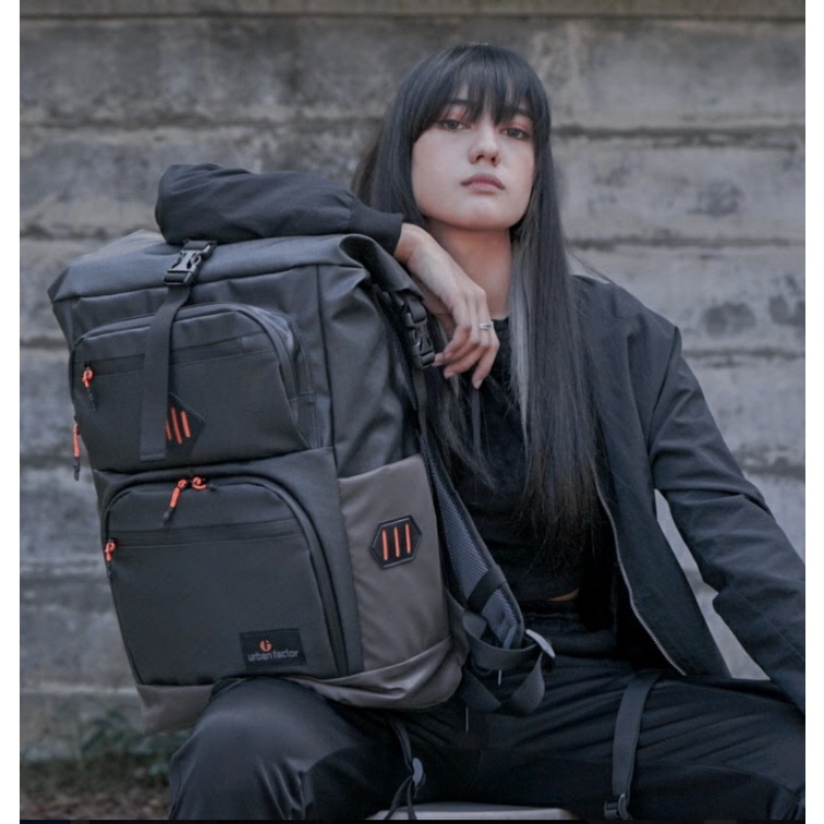 AILERON BLACK GREY |MANNEEDME x URBAN| Tas Ransel Punggung Pria Backpack ORIGINAL