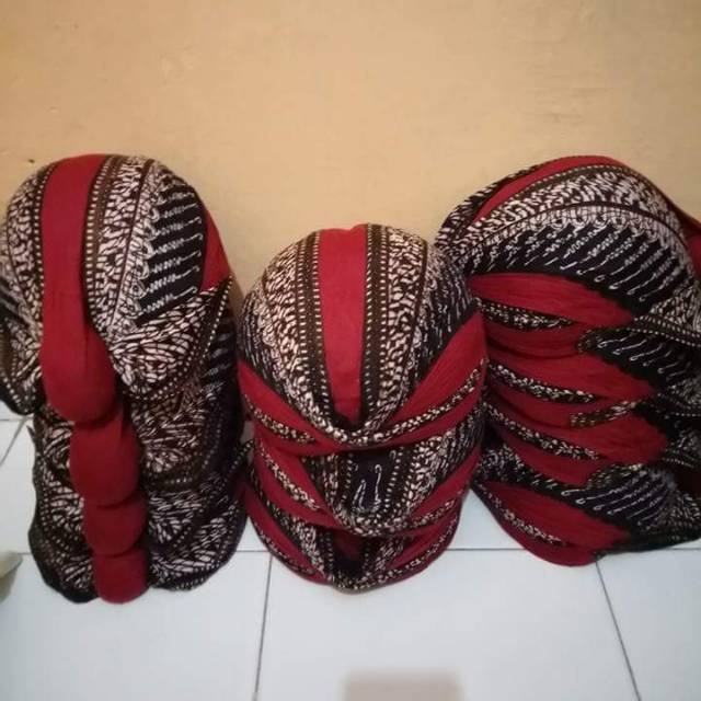 BLANGKON PRIA DEWASA KEMITIR MERAH KHAS JOGJA TOPI TRADISIONAL JAWA AKSESORIES BESKAP SURJAN HEWES
