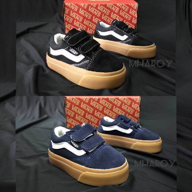  Sepatu  anak karet  mentah  KIDS NAVY BLACK GUM Shopee 