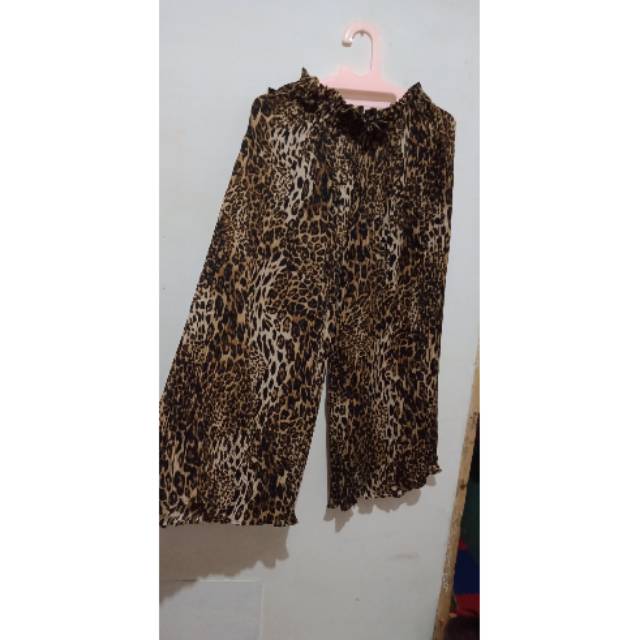 kulot macan prisket import BKK
