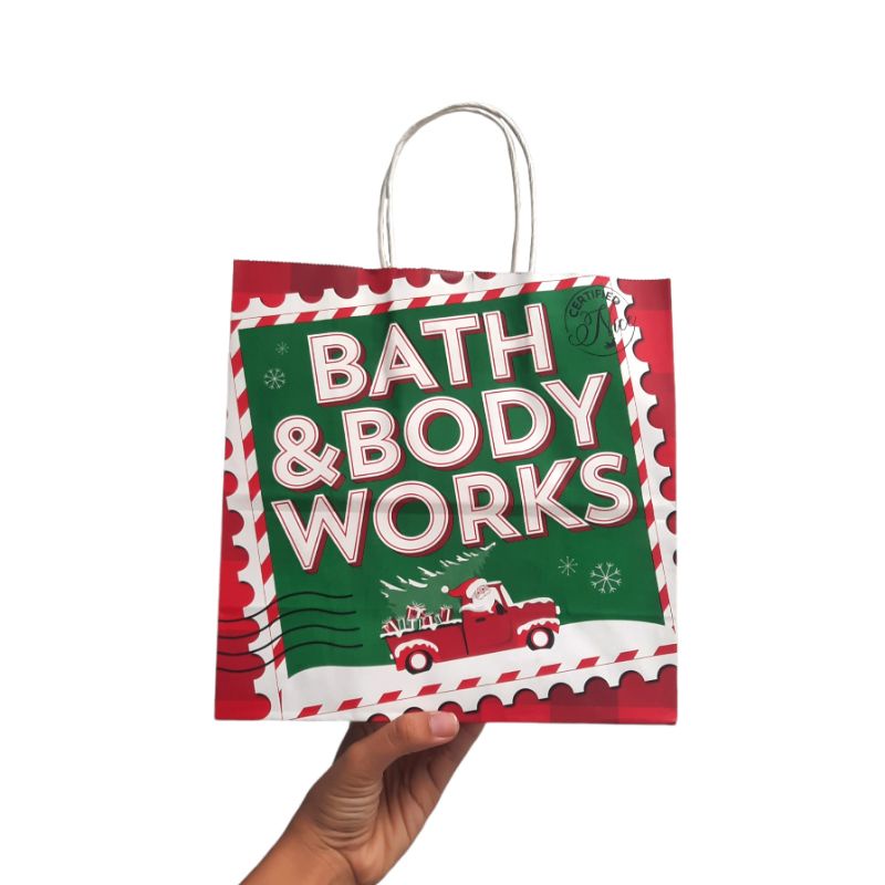 

THRIFT PRELOVED PAPER BAG BATH AND BODY WORKS / BBW ORIGINAL TERBUAT DARI CRAFT PAPER / KERTAS KRAFT SIZE MEDIUM / SEDANG SABUN BODY CARE TAS KERTAS BERBELANJA HARGA MURAH OFFICAL STORE TERMURAH COD / THRIFT PRODUCT / SECONDHAND / BARANG BEKAS / PAPERBAG